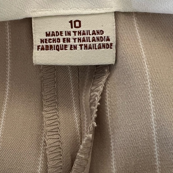 Michael Kors Beige Pinstripe Blazer and Slacks. Size 10 - Picture 7 of 7